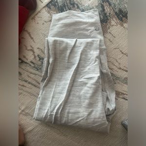 Lululemon Wunder Under Leggings size 2 25 length